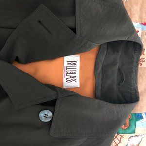 Bill Blass olive green trench coat lined